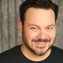 Frank Garcia-Hejl als Derek