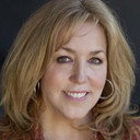Rochelle Robinson als Mrs. Cline