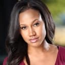 Sydney Mitchell als Jannelle Wesley