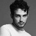 Jão als Self
