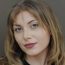 Madison Baines als Cecilia