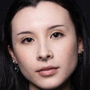 Karis Oka als Lian Chen