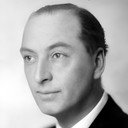 Frank Royde als Clergyman