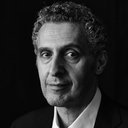 John Turturro als Bernie Bernbaum