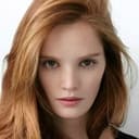 Alexina Graham als Self