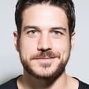 Marco Pigossi als Dante