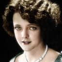 Blanche Mehaffey als Helen Brent