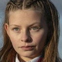 Ella Testa Kusk als Lucia