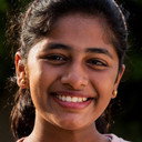 Praniti Praveen als Sowmiya's Sister