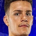 Max McIntyre als Self