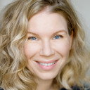 Julia Effertz als Esmeralda (voice) (uncredited)