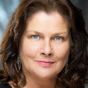 Fiona Bruce als Margaret Jackson