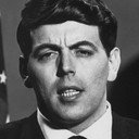 Vaughn Meader als Walter Winchell