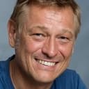 Antoine Stip als Denis Loman