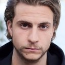 Philip Andrew Truempi als Reinhold Mack
