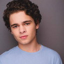 Will Coombs als Max Jr.