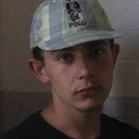 Naaman Lyon als Person A