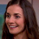 Eleanor Seigler als Mandi