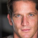 Doug Dezzani als Norm