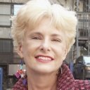 Anne Carlisle als Sally