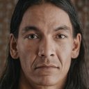 David Assinewai als Gas Attendent