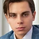 Jake T. Austin als Khumba (voice)