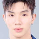 李龙世 als Knight