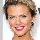 Brooklyn Decker als Sam