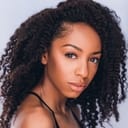 Christiani Pitts als Beverly