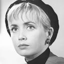 Lysette Anthony als Kathy Chalmers