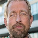 Harm Edens als Self - Host