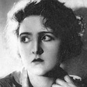 Софья Магарилл als An actress