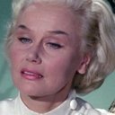 Edith Schneider als Headmistress