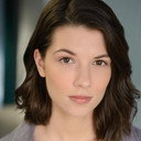 Eden Shultz als Sarah