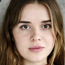 Laura Kjær als Tanja