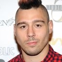 Dan Hardy als Self