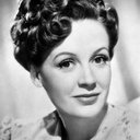 Phyllis Calvert als Mrs. Wilkinson