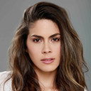 Katherine Castrillón als Liz Cruz