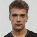 Jon Lukas als Zev