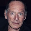 Paul Herman als Dealer