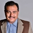 Oscar Balderrama als Tio