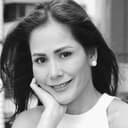 Maritoni Fernandez als Brenda