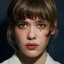 Mathilde Warnier als Cia