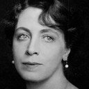 Pauline Brunius als Louise Kent