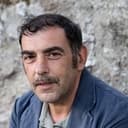 Claudio Collovà als Interrogation Detective