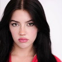 Ava Grace als Charlie