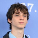 Giulio Feltri als Matteo Corbin