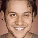 Danny Bellini als Alex Taylor