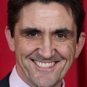 Stephen McGann als Terry Flynn