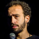 Mostafa Hosni als Mobile Phone Seller